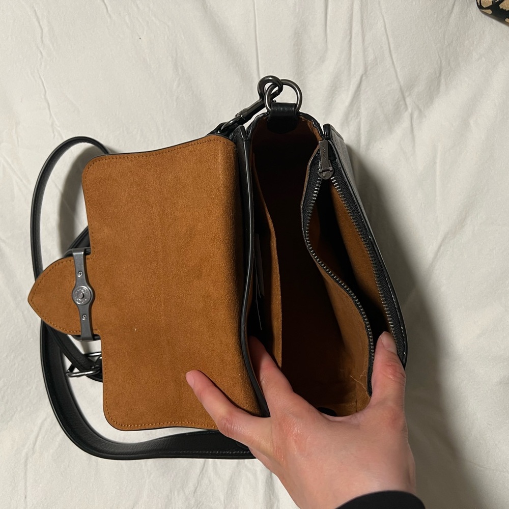 Black coach crossbody Bag - Picture 5 of 7